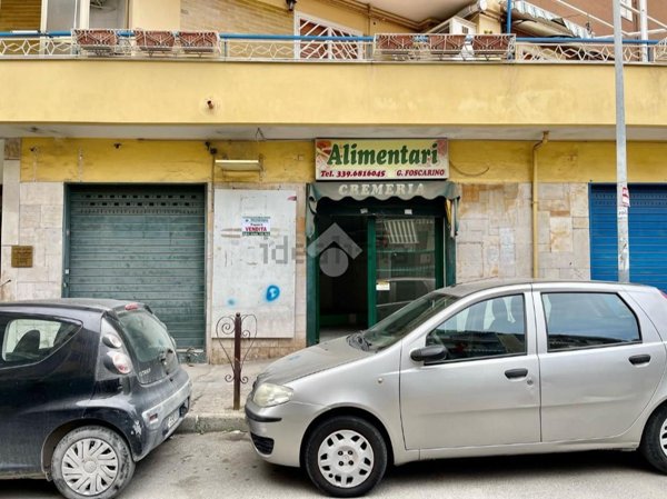 locale commerciale in vendita a Marano di Napoli