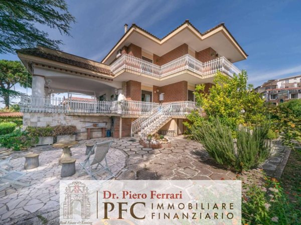 casa indipendente in vendita a Marano di Napoli