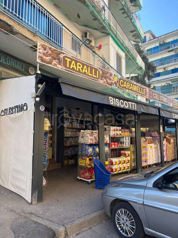 negozio in vendita a Marano di Napoli