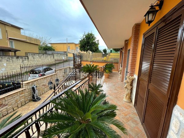 casa indipendente in vendita a Marano di Napoli in zona San Rocco