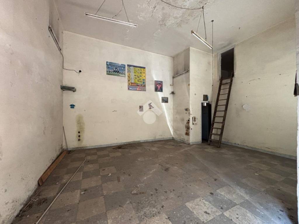 negozio in vendita a Marano di Napoli