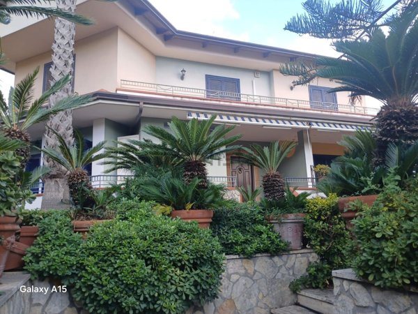 casa indipendente in vendita a Marano di Napoli