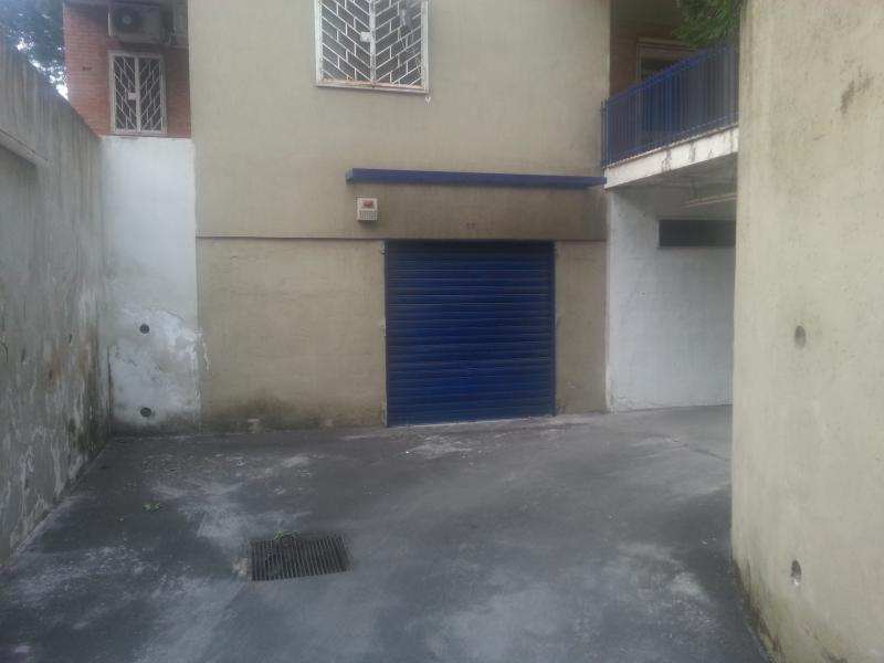 locale di sgombero in vendita a Marano di Napoli