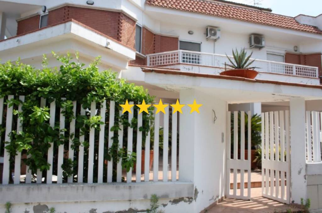 casa indipendente in vendita a Marano di Napoli in zona Centro Città