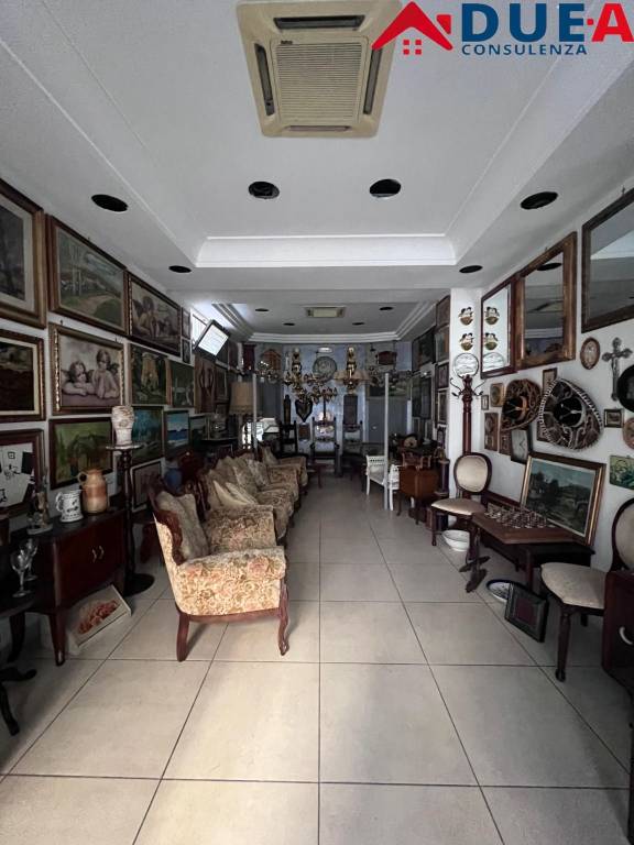 negozio in vendita a Marano di Napoli in zona Centro Città