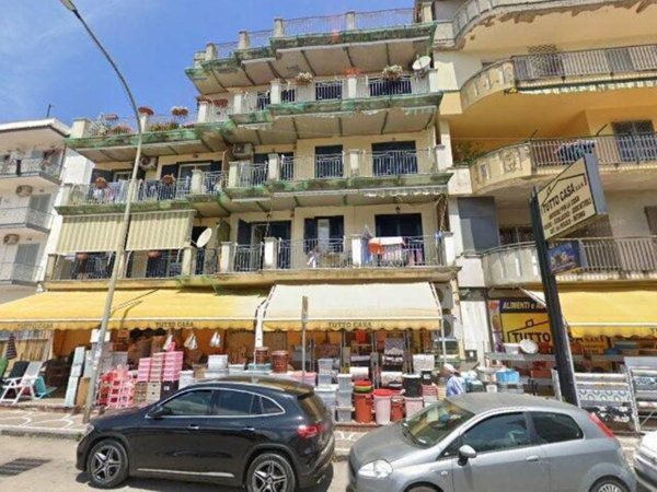 intera palazzina in vendita a Marano di Napoli