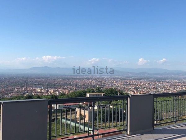 pentavano in vendita a Marano di Napoli