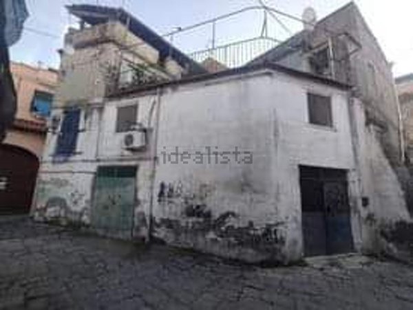 casa indipendente in vendita a Marano di Napoli in zona Centro Città