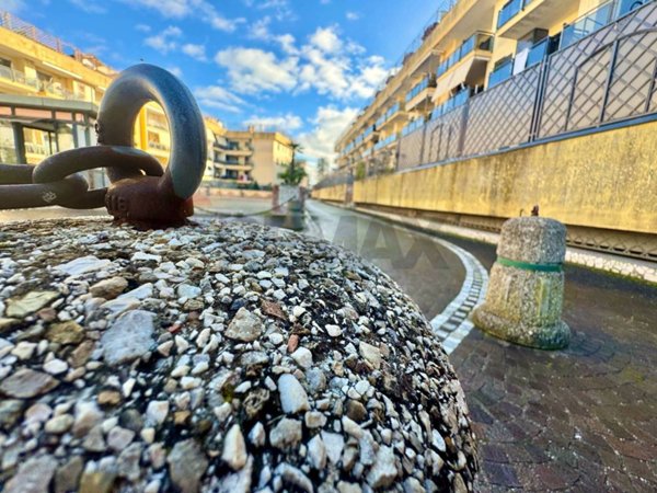 locale di sgombero in vendita a Marano di Napoli in zona San Rocco