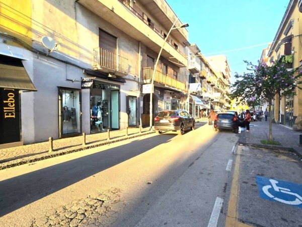 negozio in vendita a Marano di Napoli