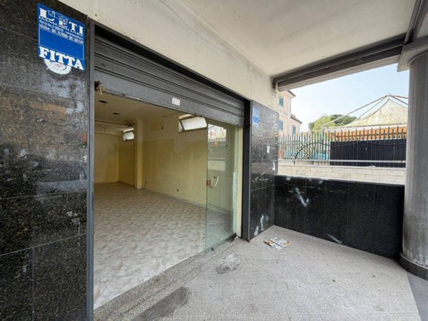 negozio in vendita a Marano di Napoli in zona San Rocco