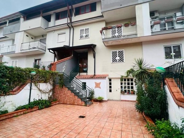 casa indipendente in vendita a Marano di Napoli