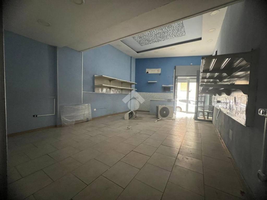 negozio in vendita a Marano di Napoli
