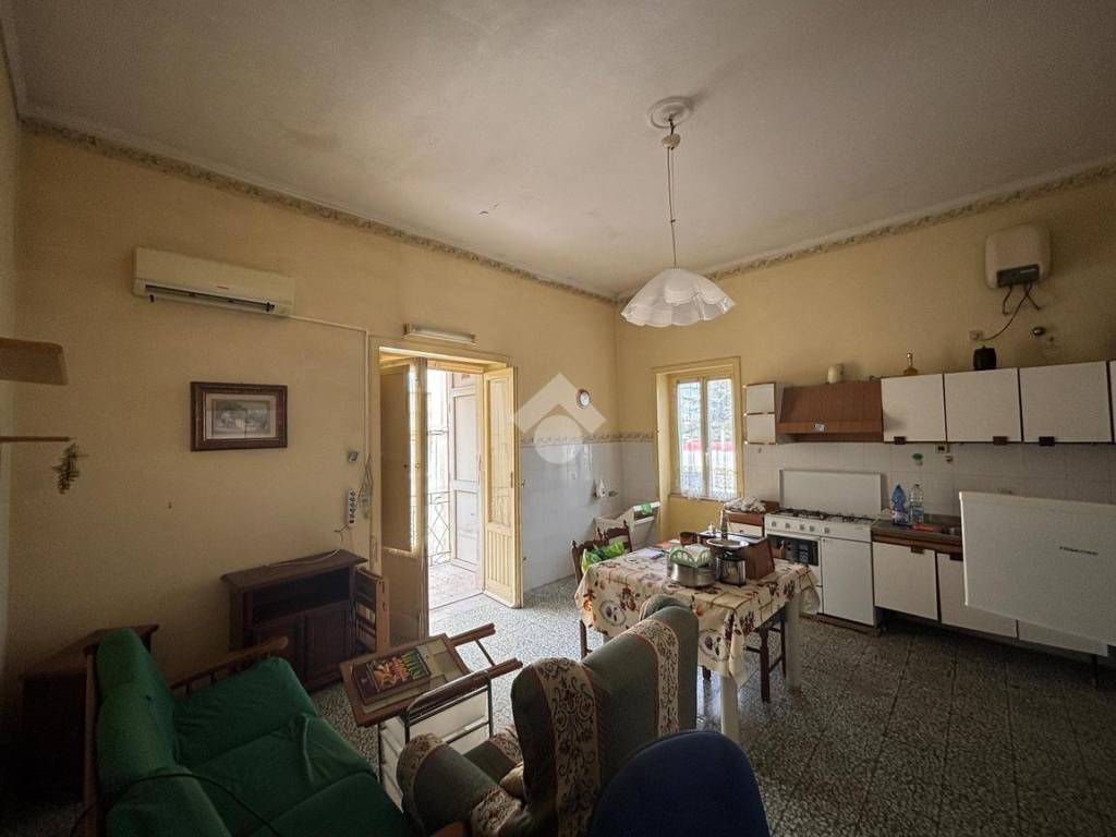 intera palazzina in vendita a Marano di Napoli in zona Centro Città