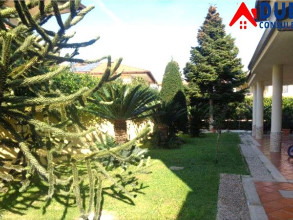 casa indipendente in vendita a Marano di Napoli in zona San Rocco
