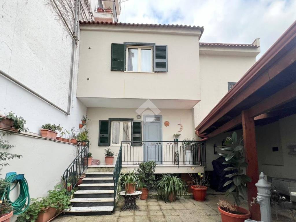 casa indipendente in vendita a Marano di Napoli in zona Centro Città
