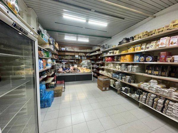 negozio in vendita a Marano di Napoli