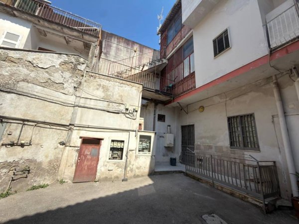 intera palazzina in vendita a Marano di Napoli in zona Centro Città