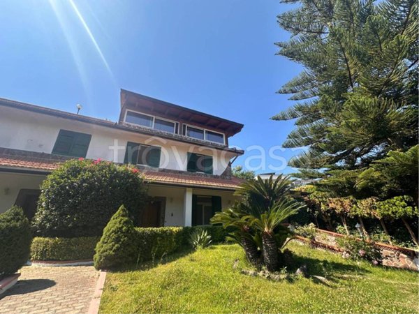 casa indipendente in vendita a Marano di Napoli in zona Centro Città