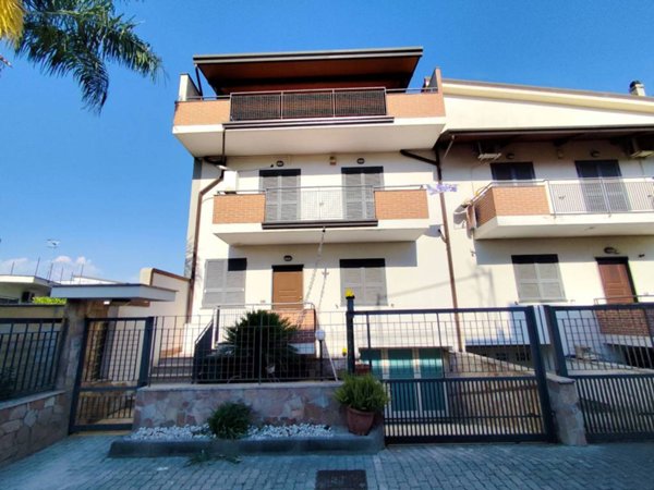 casa indipendente in vendita a Mariglianella