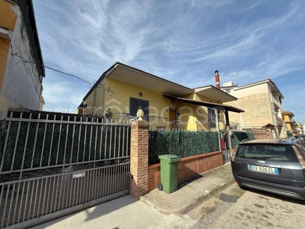 casa indipendente in vendita a Mariglianella