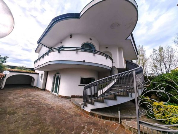 casa indipendente in vendita a Marigliano