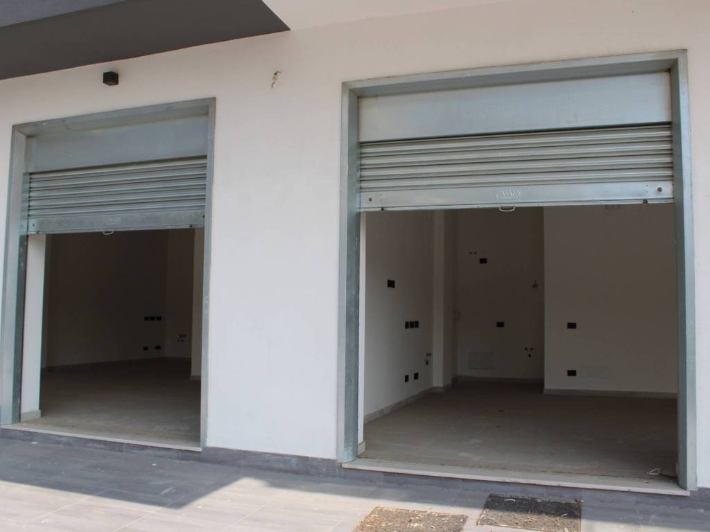 negozio in vendita a Marigliano