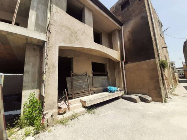 casa indipendente in vendita a Marigliano in zona Lausdomini