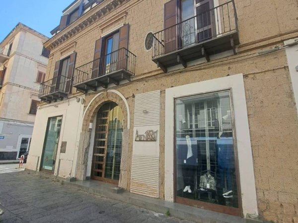 negozio in vendita a Marigliano