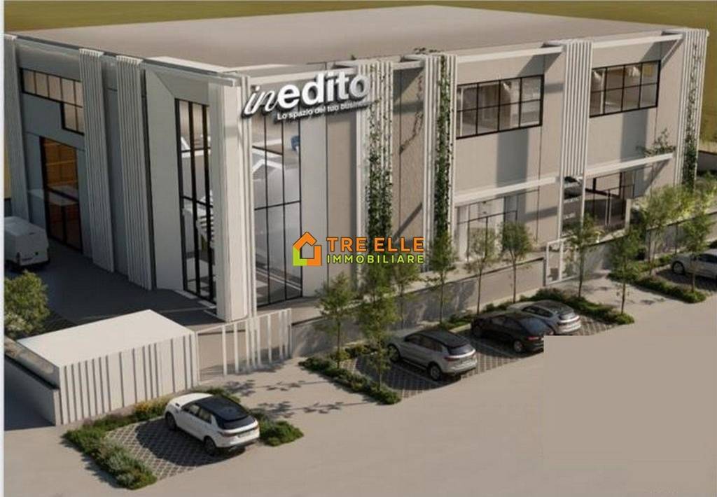 locale commerciale in vendita a Marigliano