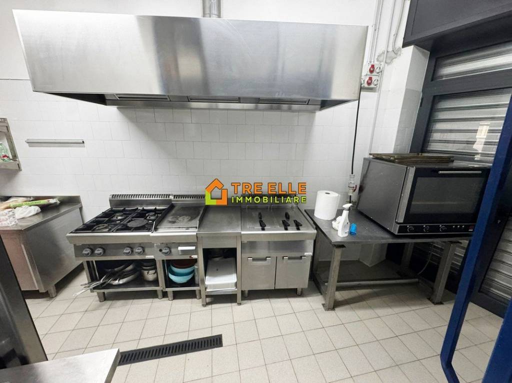 negozio in vendita a Marigliano