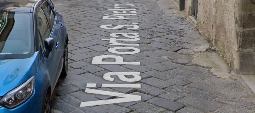 locale commerciale in vendita a Marigliano