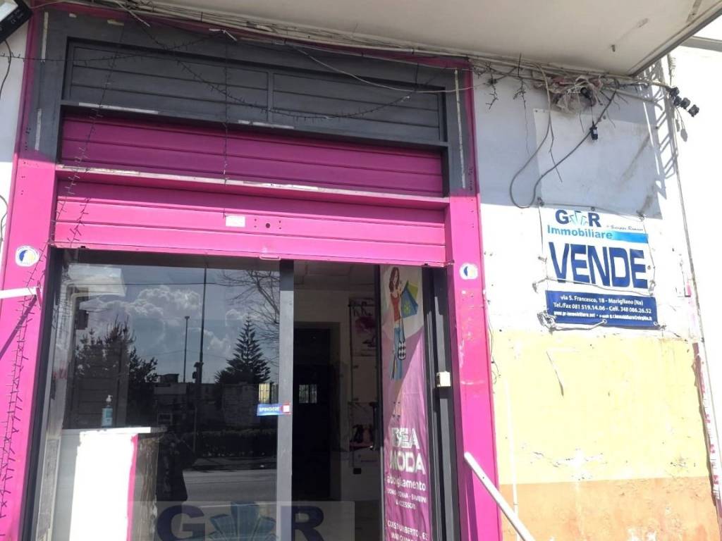 negozio in vendita a Marigliano