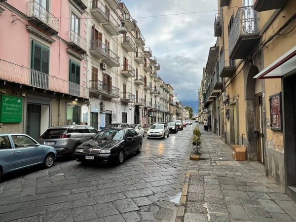 negozio in vendita a Marigliano