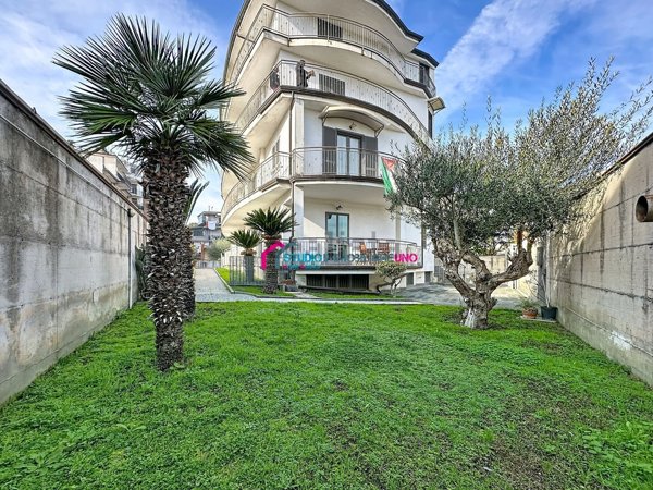 appartamento in vendita a Marigliano in zona Lausdomini