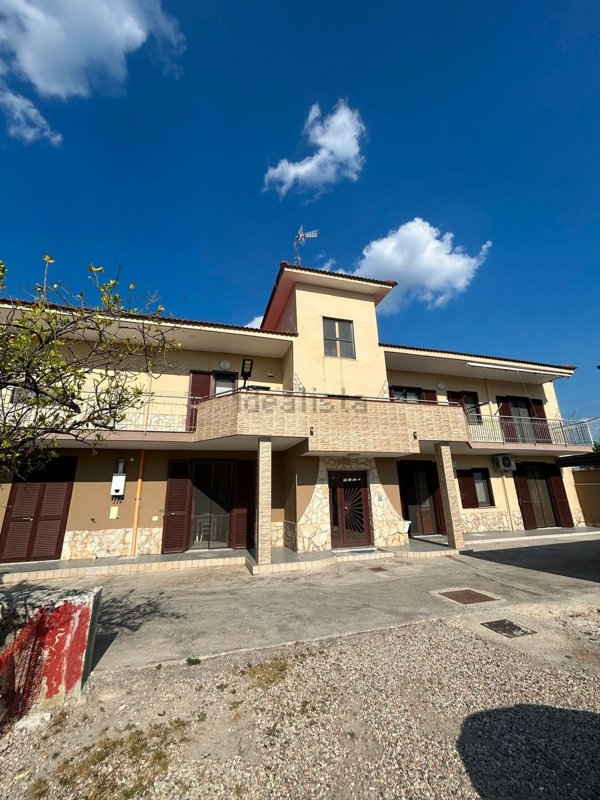casa indipendente in vendita a Marigliano in zona Lausdomini