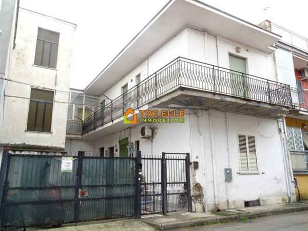 casa indipendente in vendita a Marigliano in zona Pontecitra