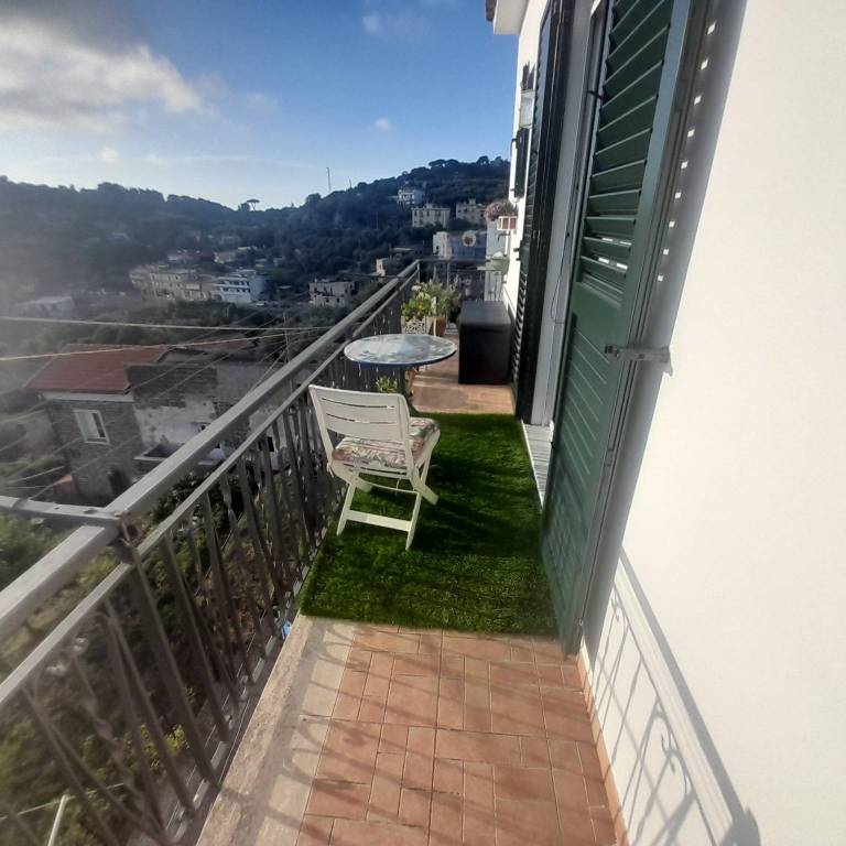 casa indipendente in vendita a Massa Lubrense