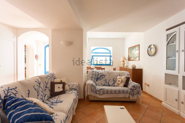 casa indipendente in vendita a Massa Lubrense