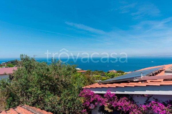casa indipendente in vendita a Massa Lubrense in zona Sant'Agata sui Due Golfi