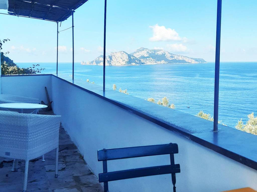 casa indipendente in vendita a Massa Lubrense in zona Marciano