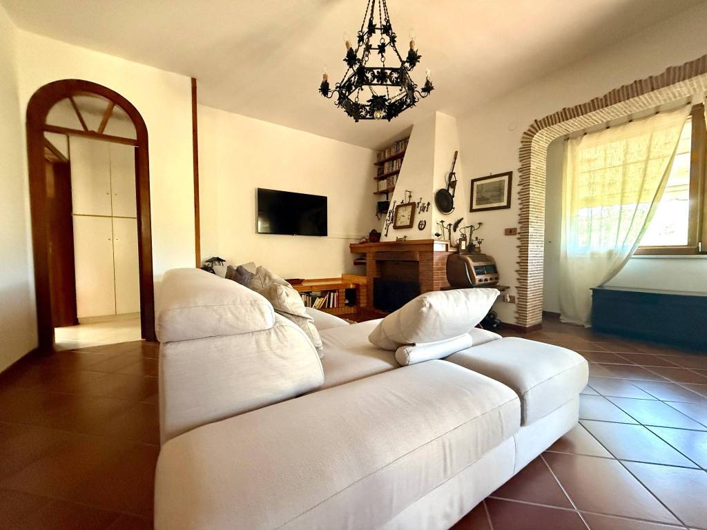 casa indipendente in vendita a Massa Lubrense
