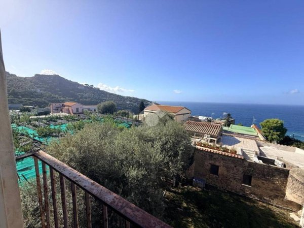 appartamento in vendita a Massa Lubrense