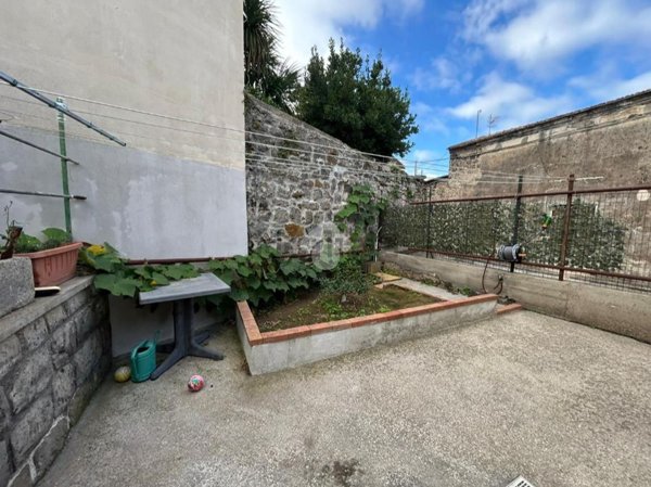 appartamento in vendita a Massa Lubrense in zona Schiazzano