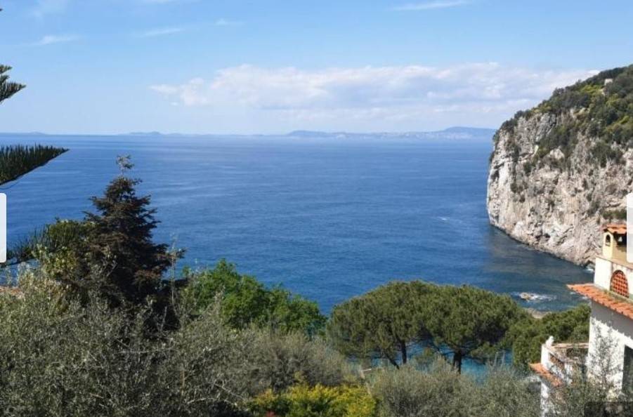 appartamento in vendita a Massa Lubrense