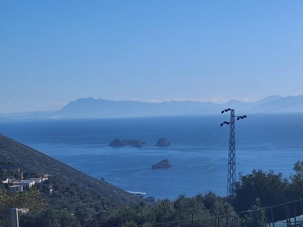 casa indipendente in vendita a Massa Lubrense in zona Termini