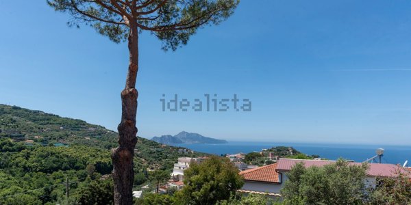 casa indipendente in vendita a Massa Lubrense in zona Sant'Agata sui Due Golfi