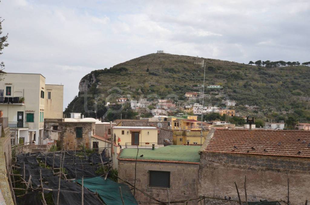 appartamento in vendita a Massa Lubrense in zona Termini