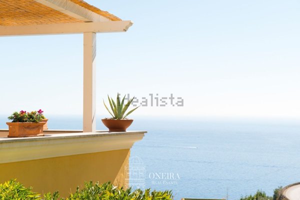 casa indipendente in vendita a Massa Lubrense in zona Nerano