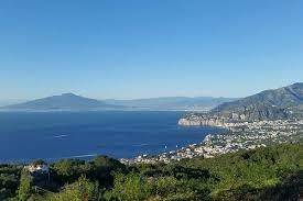 appartamento in vendita a Massa Lubrense in zona Sant'Agata sui Due Golfi